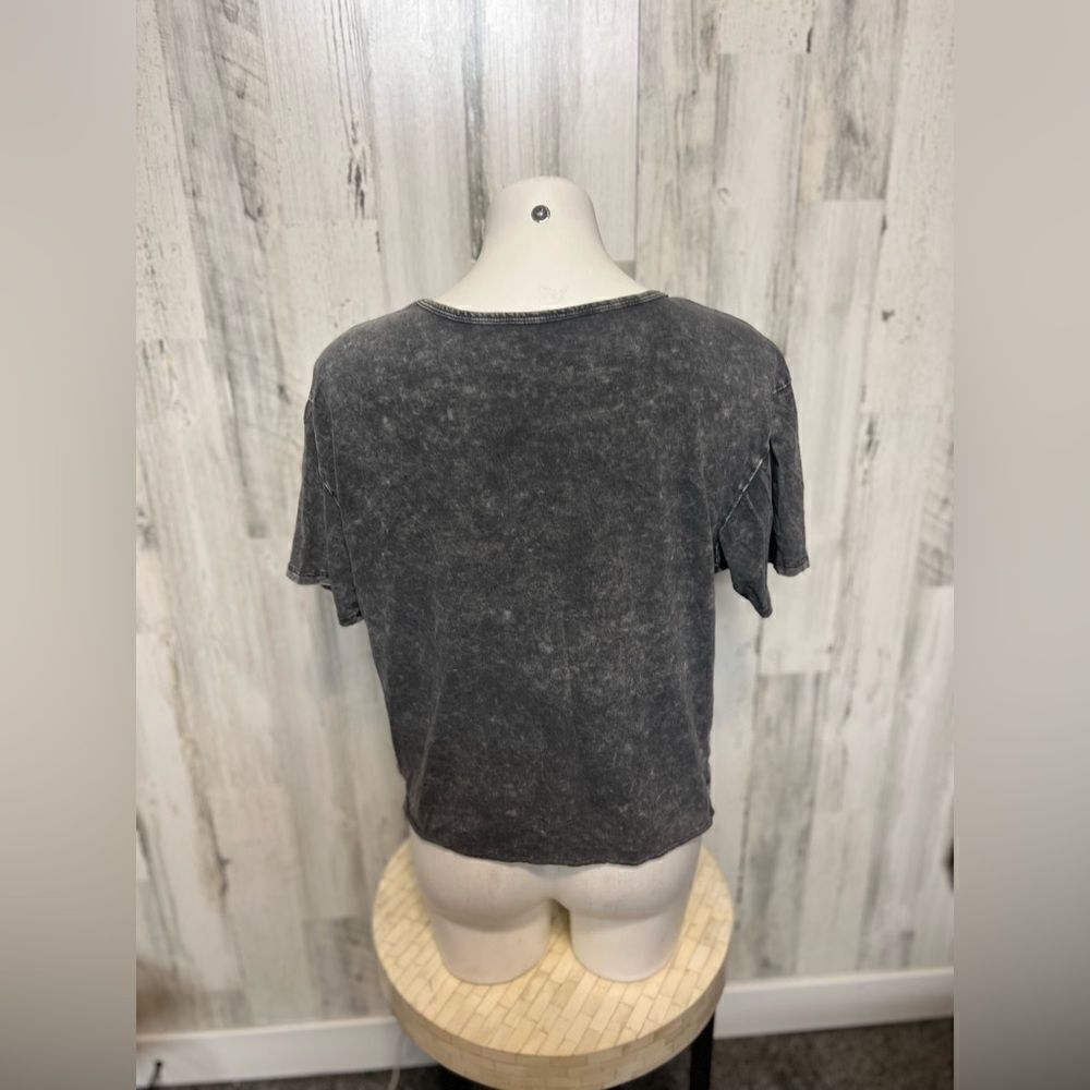Gray top - Picture 2 of 7